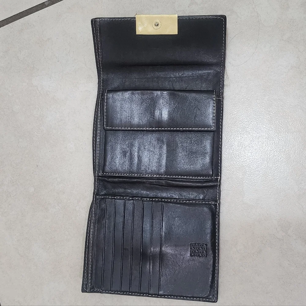 Carolina Herrera Black Embossed Wallet‎